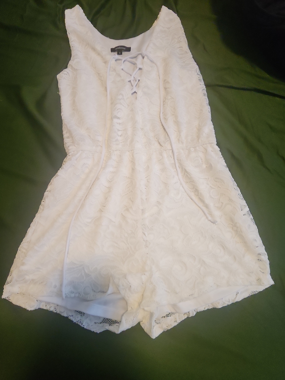 Ambiance White Lace Romper Size Small Boho Festival Lace-Up Front